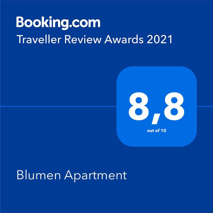 Blumen Apartment Hamburg Exterior foto